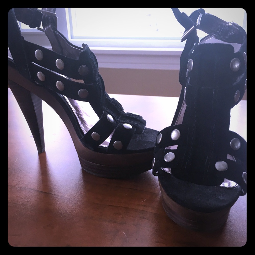 Steve Madden tarrgaa suede platform studded heels